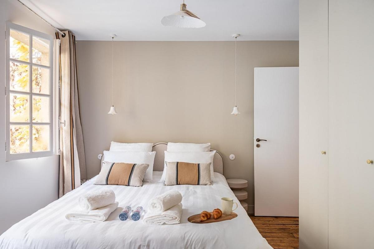 Parisian Duplex In Marais With Sauna Apartment *