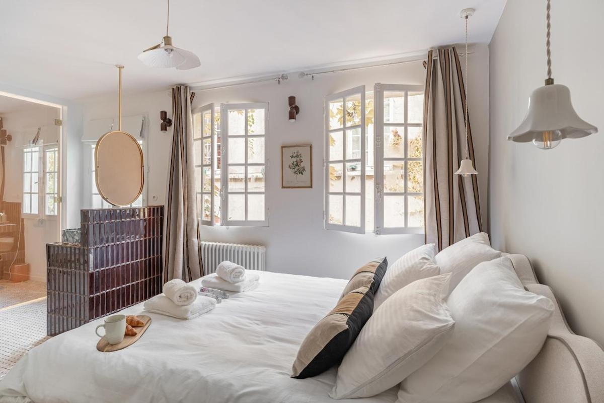 Apartment Parisian Duplex In Marais With Sauna *