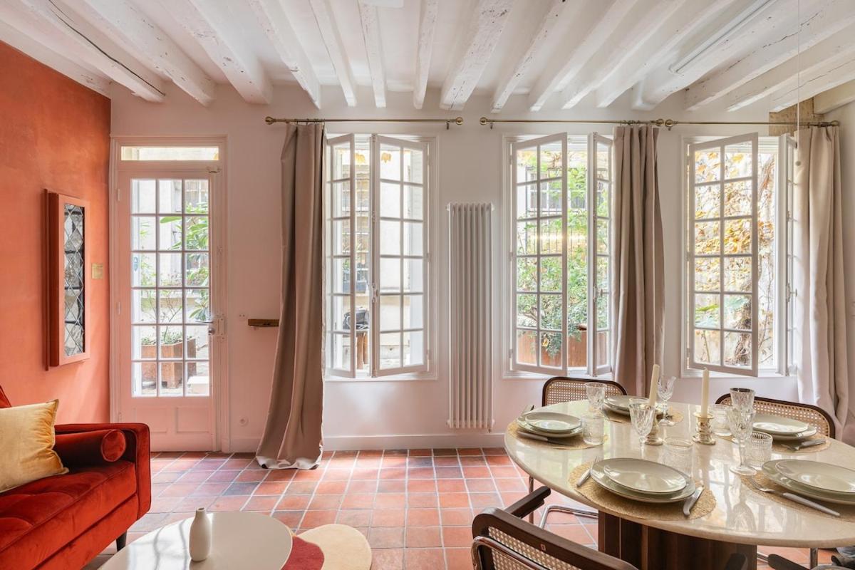 Parisian Duplex In Marais With Sauna * Paris